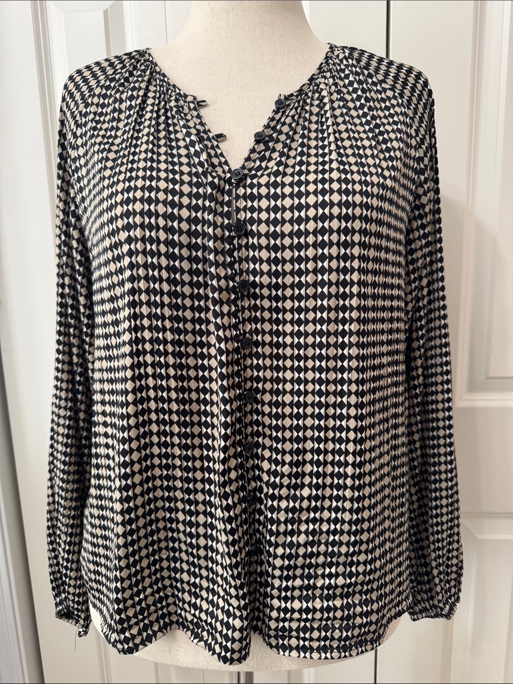 Sanctuary Black and Cream Geometric Button-Down Blouse